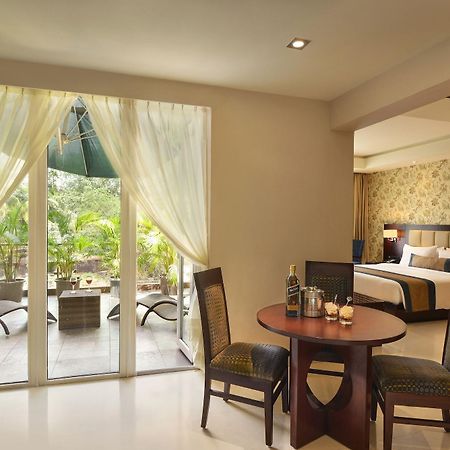 Hotel Acacia Goa à Sinquerim Extérieur photo